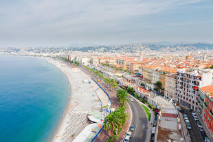 Blick auf die Küste von Nizza