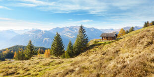 Zillertal Hütte im Herbst
