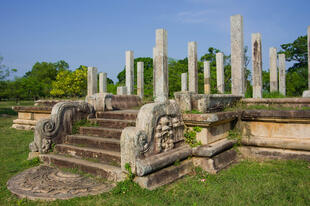 Ruinen eines buddhistischen Tempels