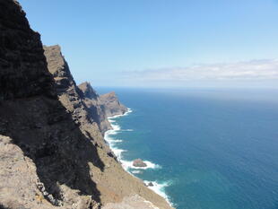 Felsenklippen an der Küste Gran Canarias