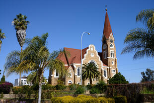 Windhoek Christchurch 