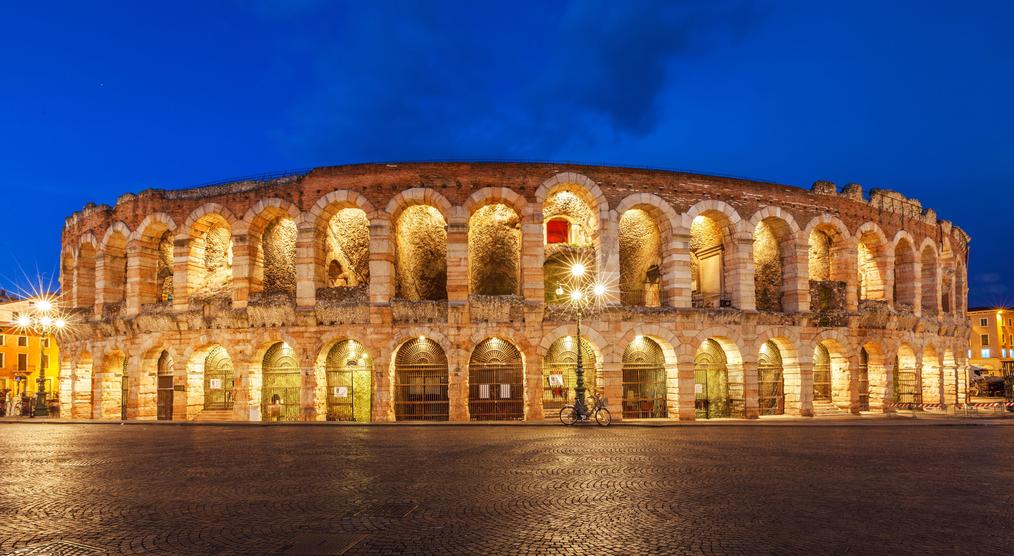 Arena di Verona Nachts