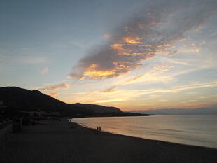 Sonnenuntergang an der Küste Siziliens