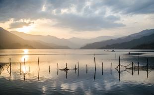 Sonnenuntergang am Phewa See