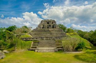 Blick auf Maya Ruine