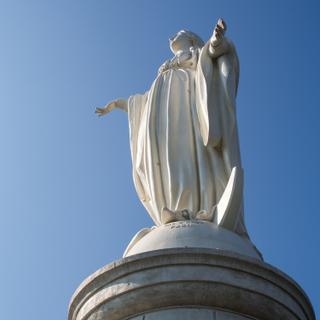 Statue von Jungfrau Maria