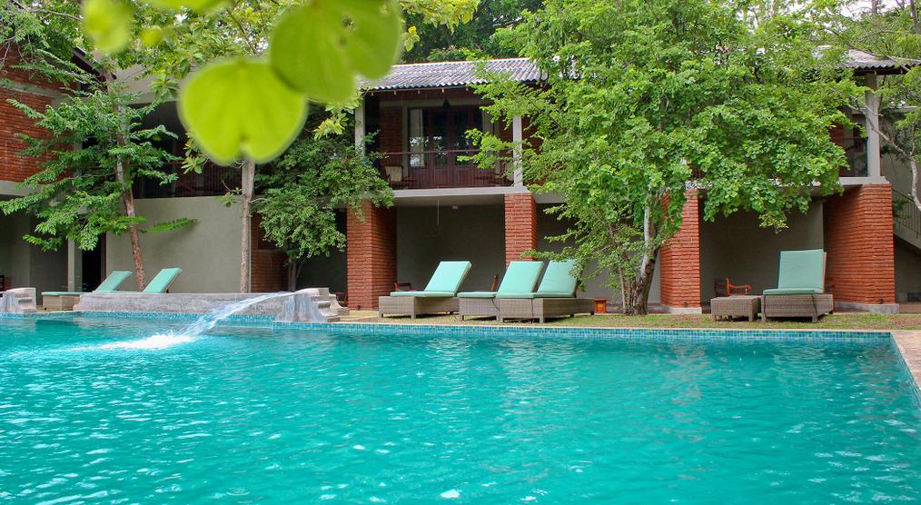 Swimming Pool bei Tag