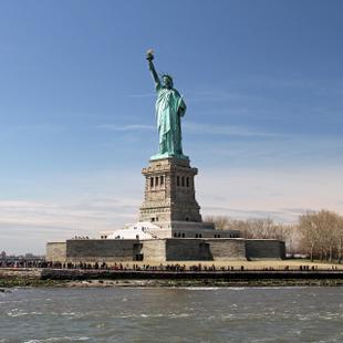 Die weltberühmte Freiheitsstatue in New York City