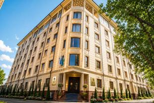 Außenansicht des Navruz Hotels