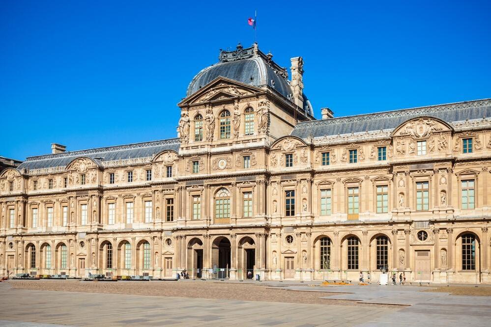 Louvre