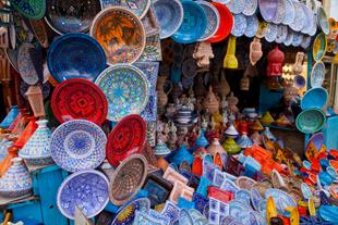 Keramikstand in der Medina von Kairouan