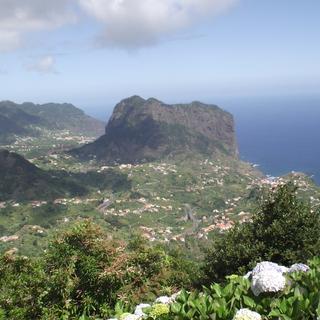Blick Porto da Cruz von Portela