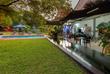 Pool und Terrasse