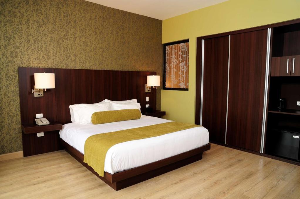 Doppelbettzimmer