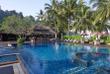 Pool und Poolbar
