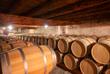 Wein in Holzfässern gelagert