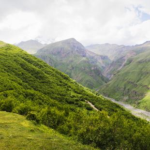Weitläufige Berglandschaft, Georgien