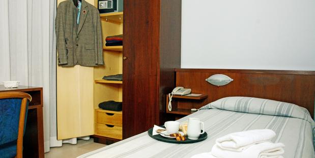 IT_Italien_Triest_Hotel_Abbazia_SKR_Agentur_Zimmer_2_Acquaforte