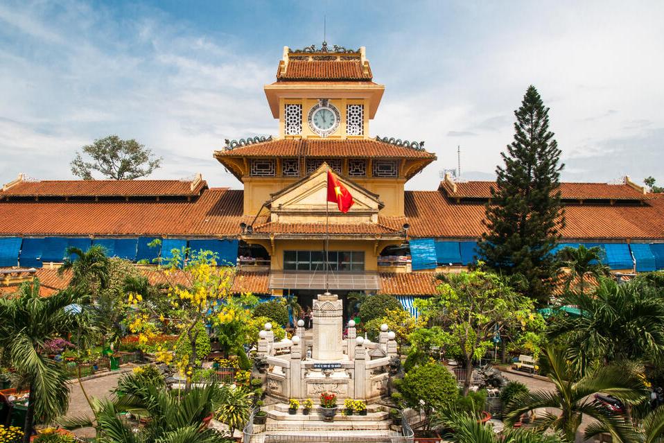 Binh Tay Markthalle