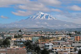 Riobamba am Fuße des Nevada Chimborazo