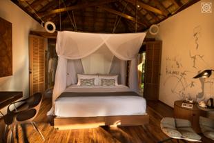 Doppelzimmer mit Himmelbett