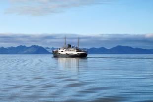 Tromsø Hurtigruten Schiff