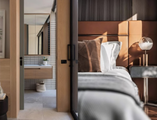 Schlaf- und Badezimmer