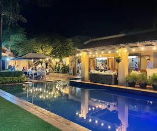 Pool abends