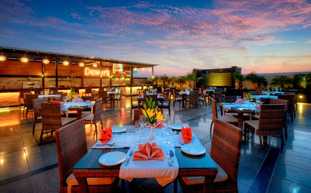 Terrasse des Restaurants 