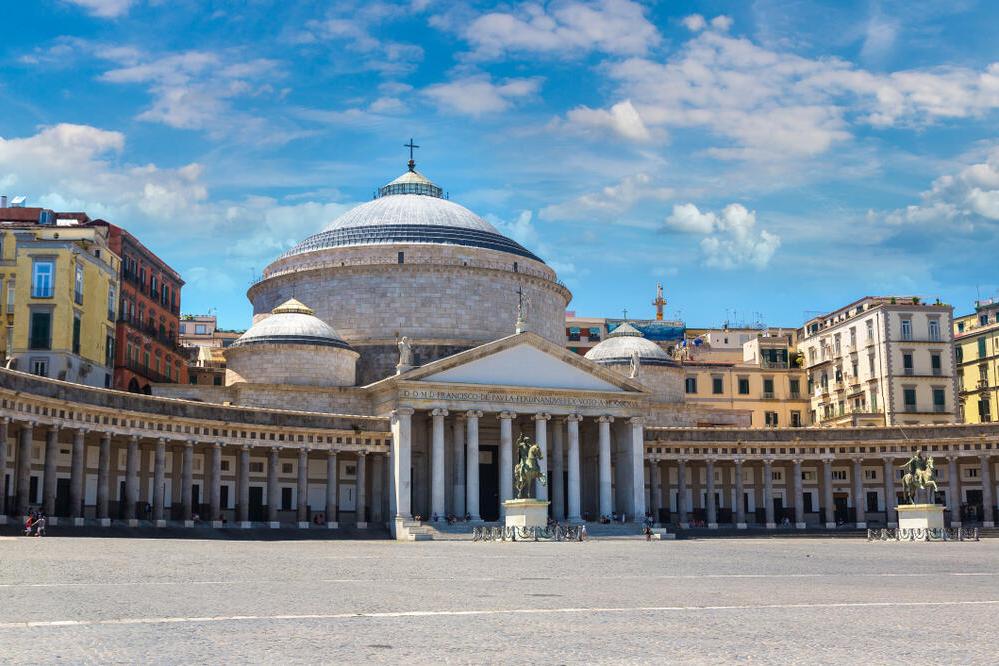 Neapel Piazza Plebiscito