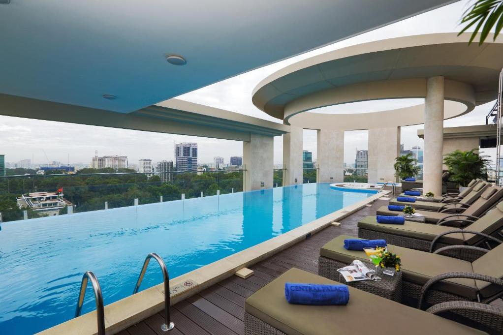 Infinity-Pool
