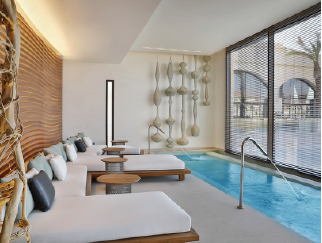 Pool im Spabereich