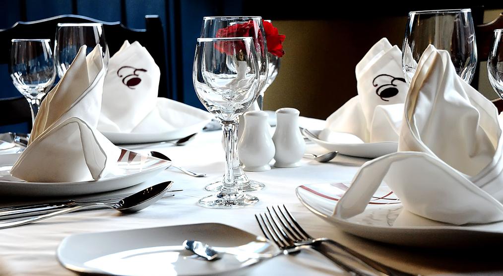 gedeckter Tisch im Restaurant