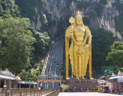 Muragan Statue vor den Batu Caves 