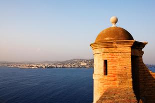 Blick auf Cannes von den Iles des Lerins