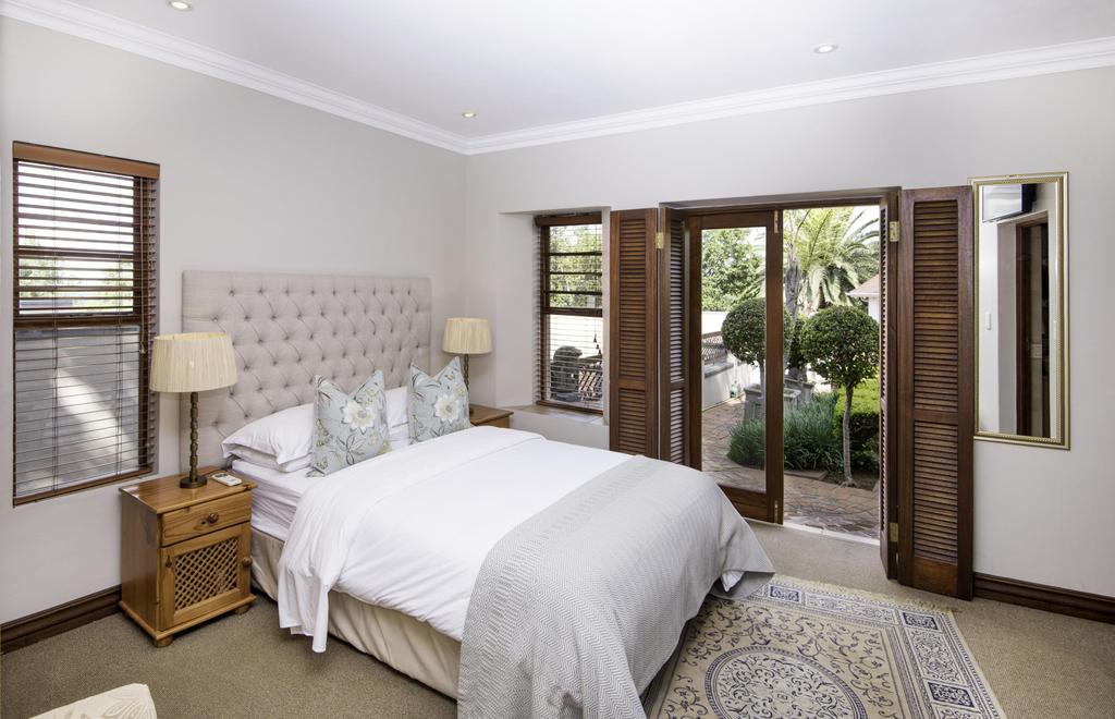 Luxury Zimmer mit Zugang zum Garten