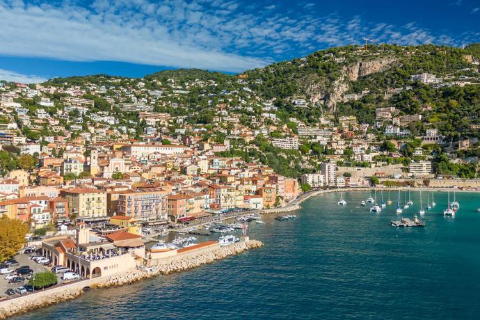 Blick auf den Hafen der Côte d’Azur auf einer Frankreich Reise mit SKR