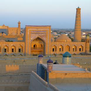 Die Stadt Khiva bei Sonnenuntergang