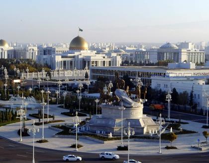 Skyline Aschgabat Turkmenistan Sehenswürdigkeiten