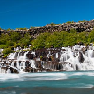 Hraunfossar Wasserfälle