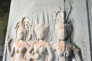 Apsara an der Wand
