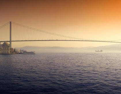 Brücke der Märtyrer des 15. Juli über den Bosporus