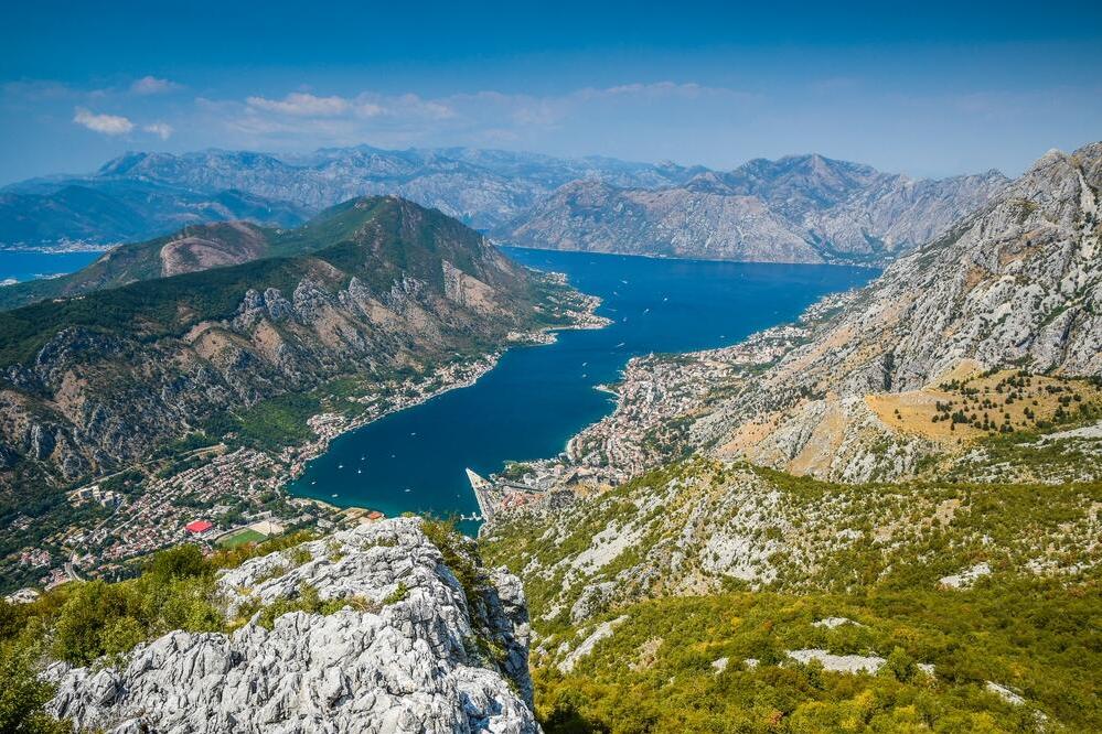 Blick auf die Bucht von Kotor 