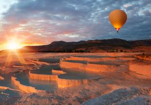 Heißluftballon Sonnenuntergang Pamukkale 