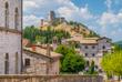 Blick auf die Burg Rocca Maggiore