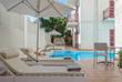 Liegebereich am Pool