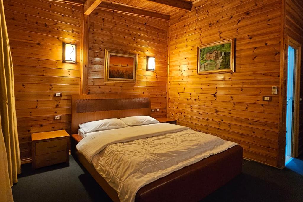 Doppelbettzimmer