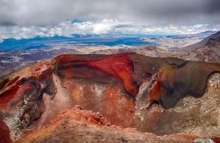 Roter Krater des Tongariro Vulkans 