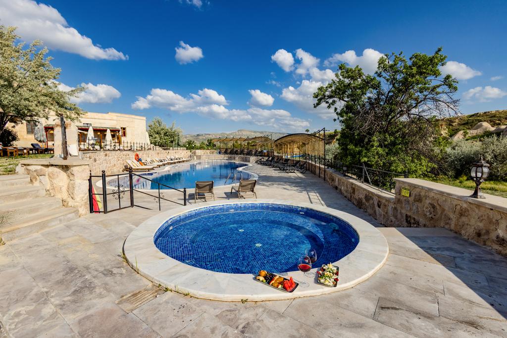 Poolbereich 
