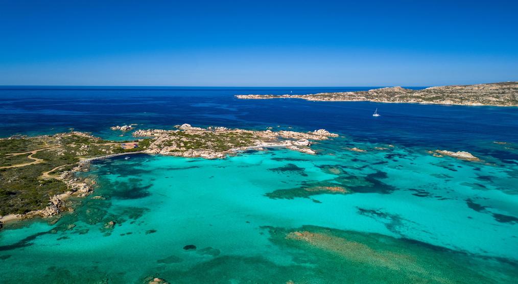 Ein Strand auf Sardinien